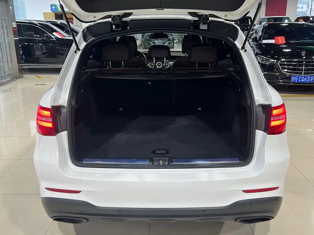 Mercedes-Benz GLC 2019 — фото 26