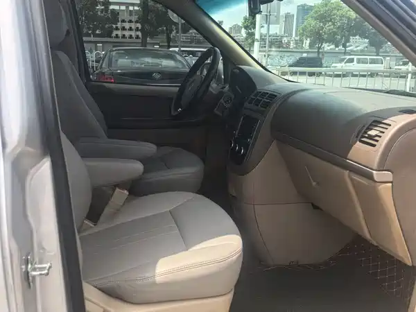 Buick GL8 2017