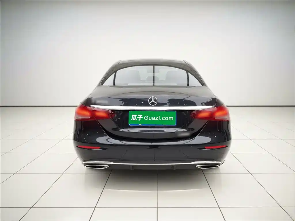 Mercedes-Benz E-Class 2022 — фото 4