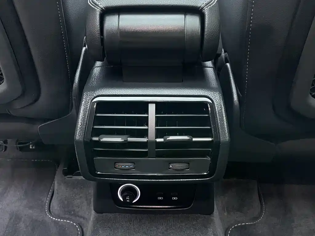 Audi Q3 2022 — фото 22