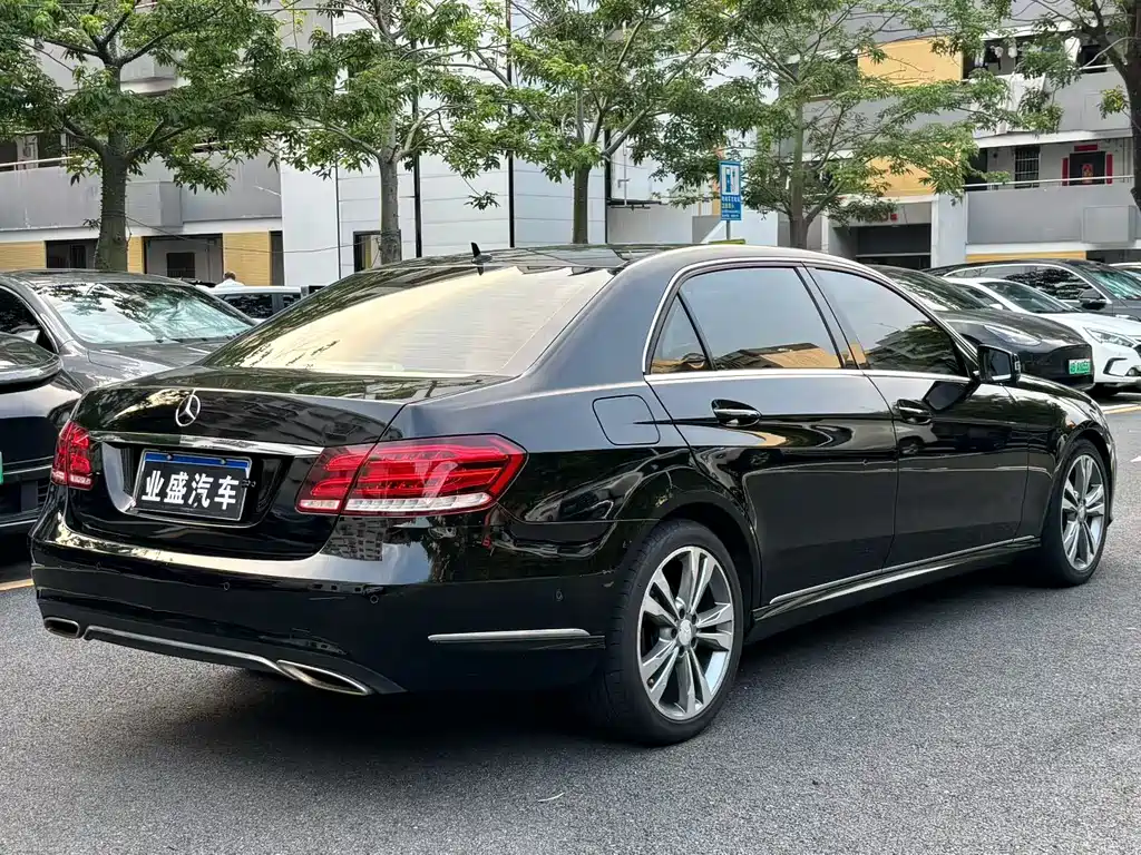 Mercedes-Benz E-Class 2016