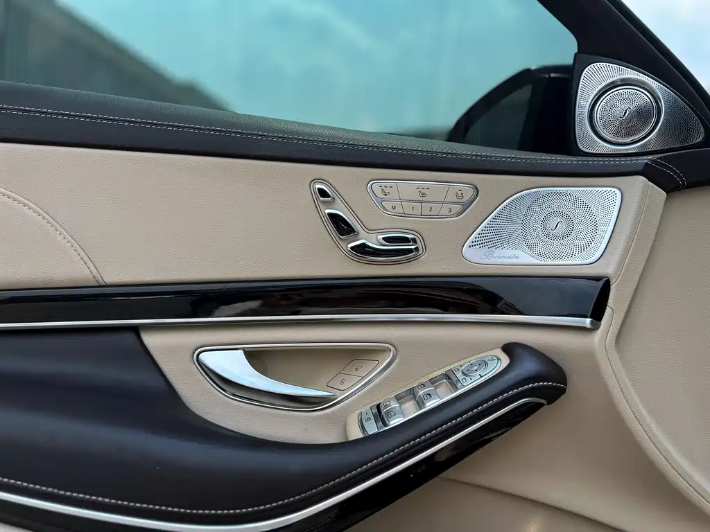 Mercedes-Benz S-Class 2017 — фото 12