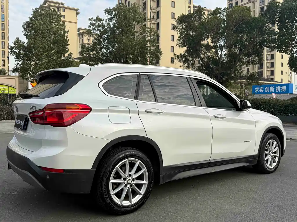 BMW X1 2018 — фото 11