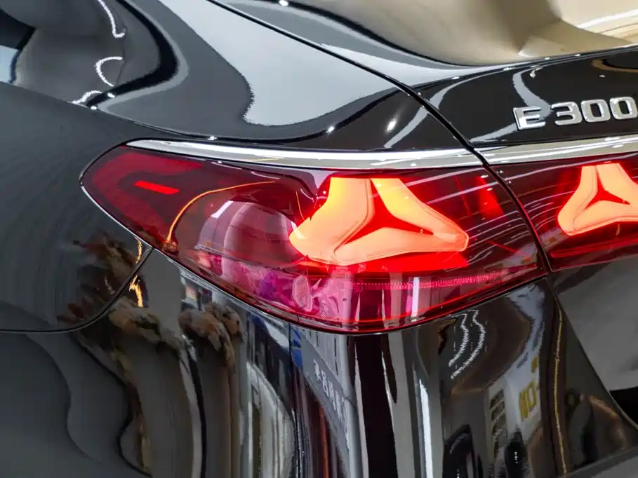 Mercedes-Benz E-Class 2025