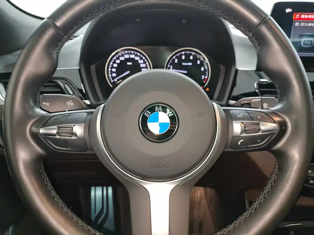 BMW X2 2020 — фото 16