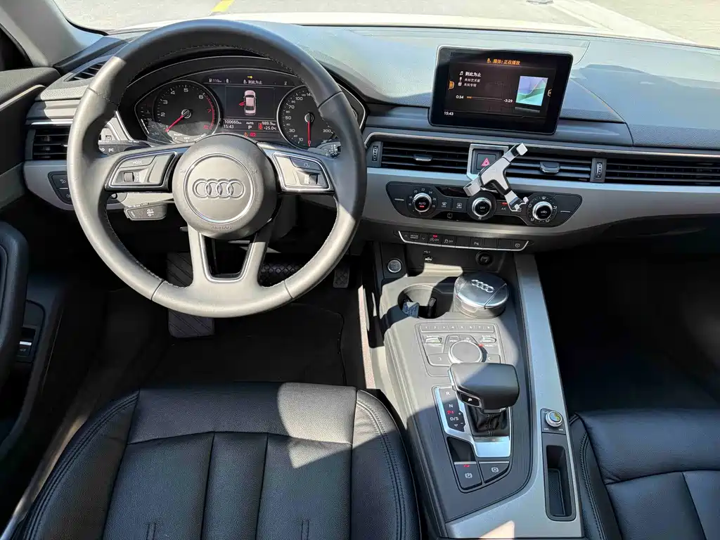Audi A4L 2018 — фото 9