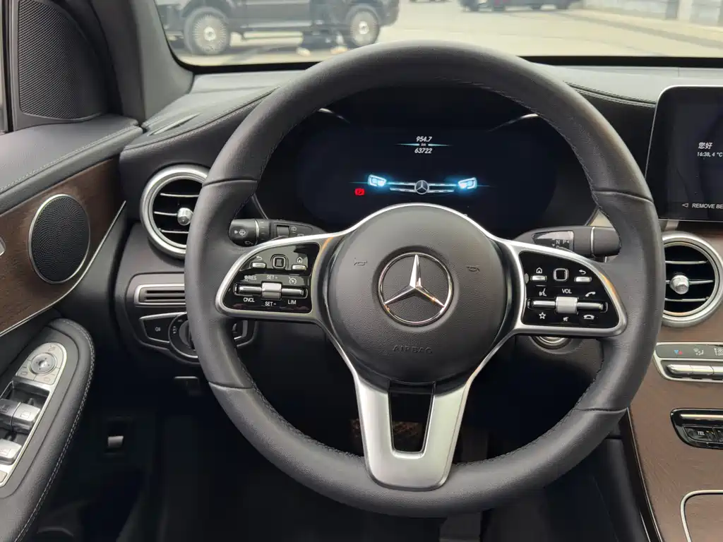 Mercedes-Benz GLC 2023 — фото 23