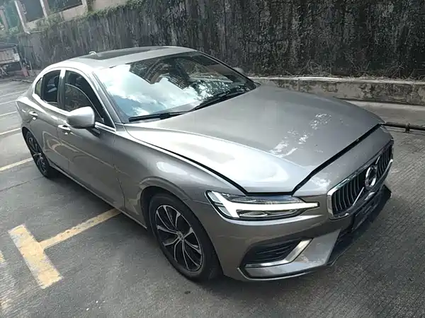 Volvo S60 2020