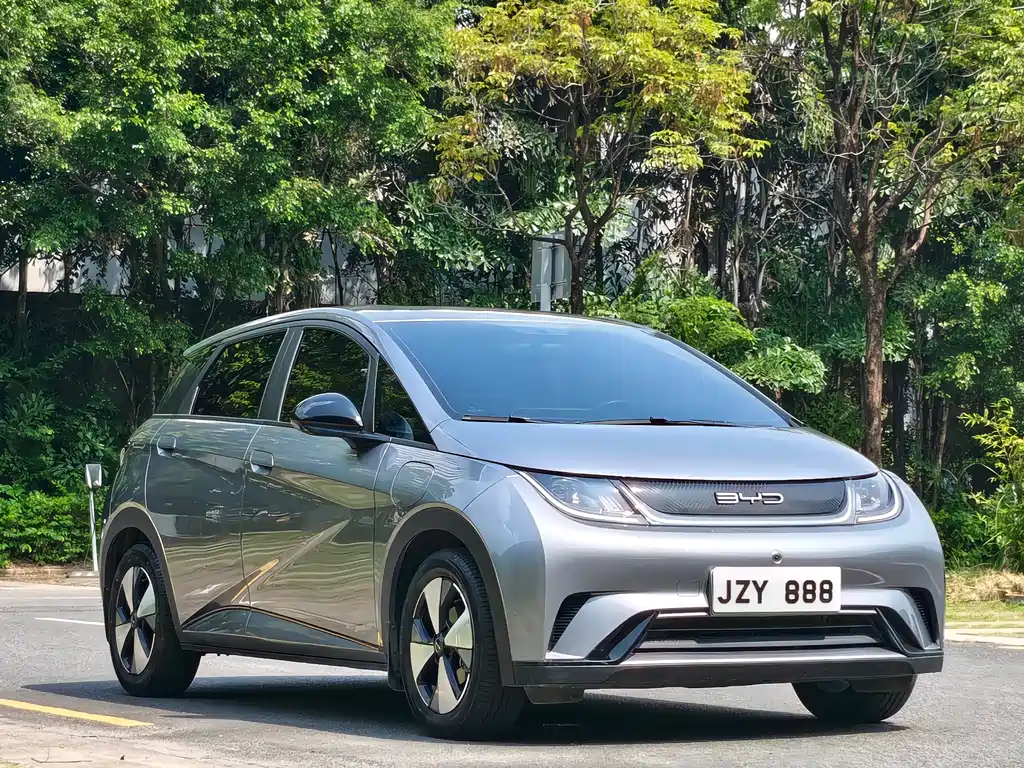 BYD Dolphin 2023