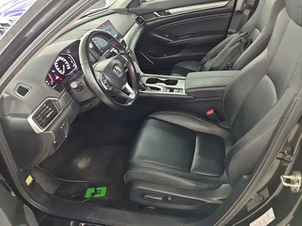 Honda Accord 2022 — фото 15