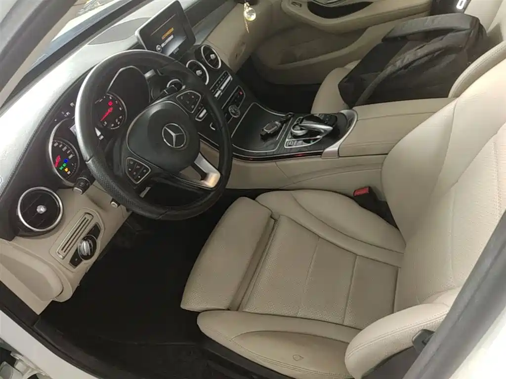 Mercedes-Benz C-Class 2016 — фото 15