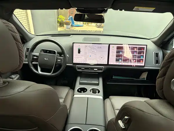 Li Auto L8 2023