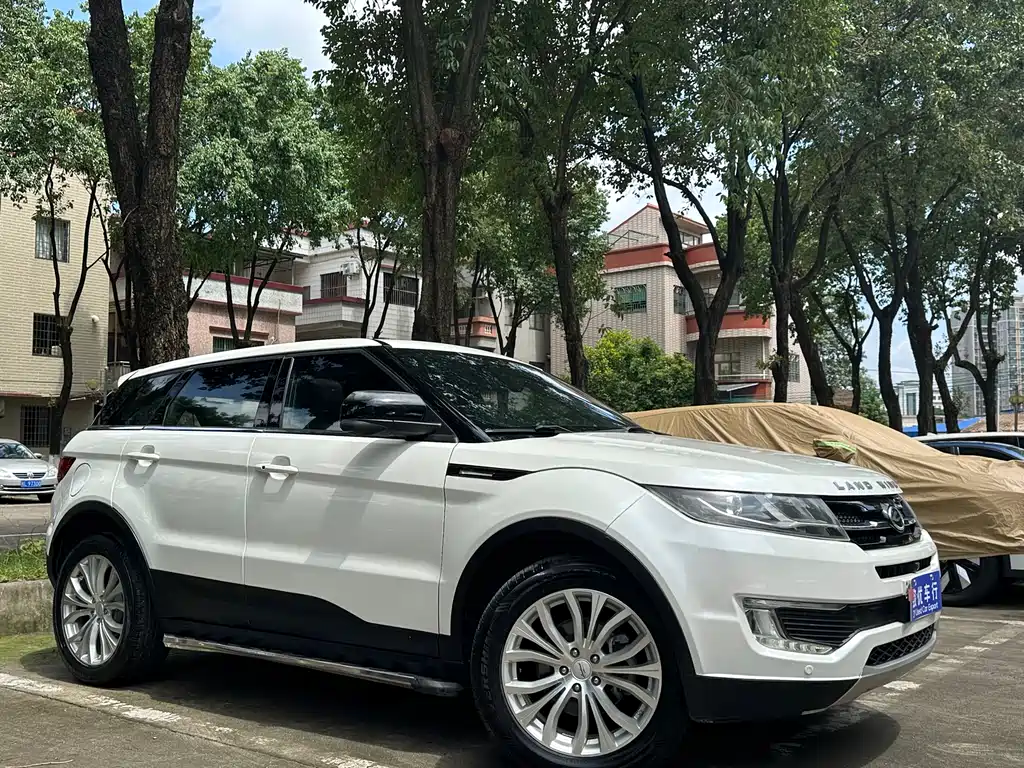 Landwind X7 2016 — фото 3