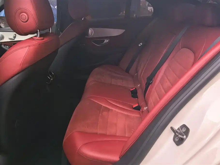 Mercedes-Benz C-Class 2018 — фото 11