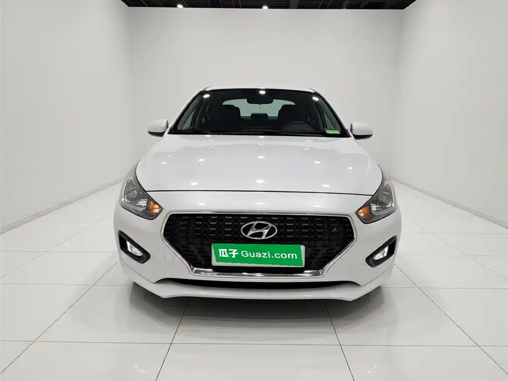 Hyundai Verna 2018 — фото 3