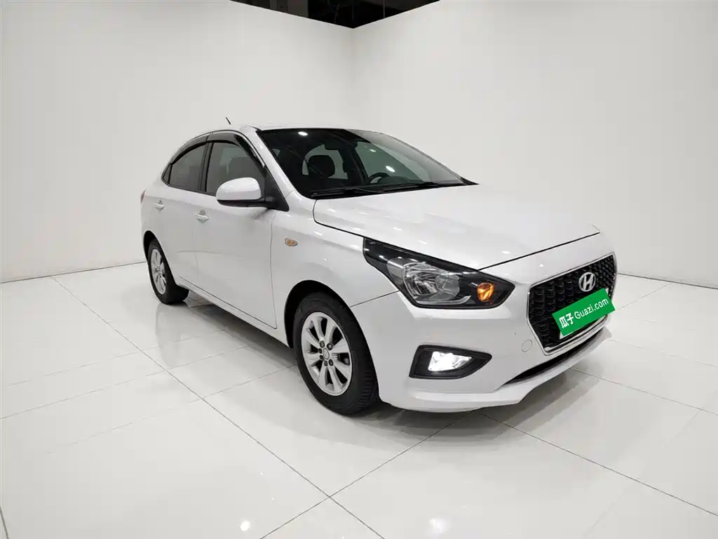 Hyundai Verna 2018 — фото 4