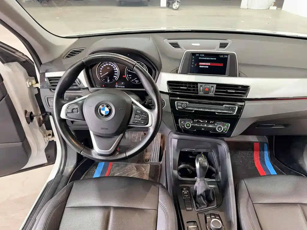 BMW X1 2019 — фото 20