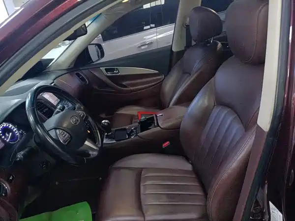 Infiniti QX50 2015