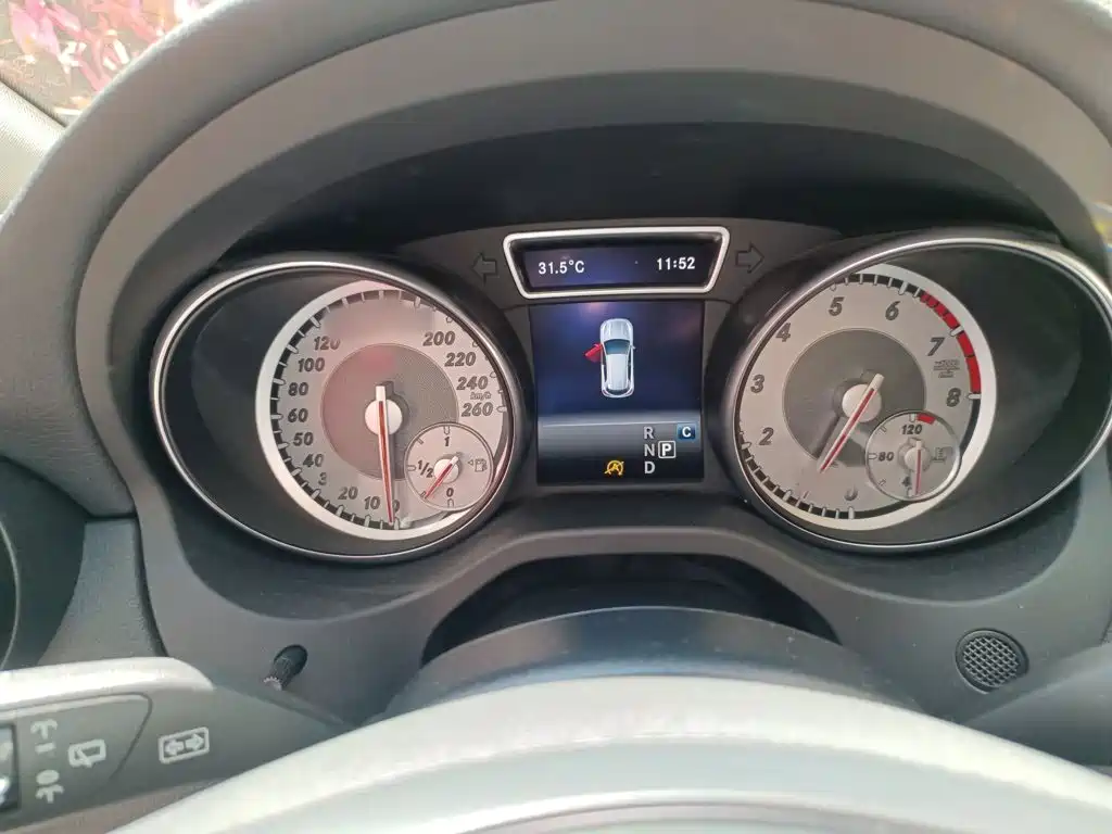 Mercedes-Benz GLA 2017