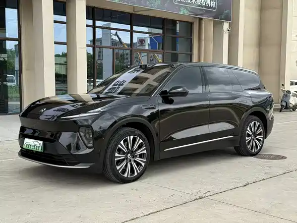 NIO ES8 2023