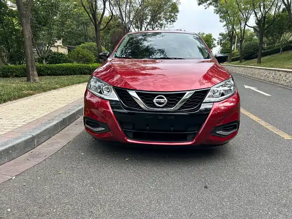 Nissan Tiida 2023