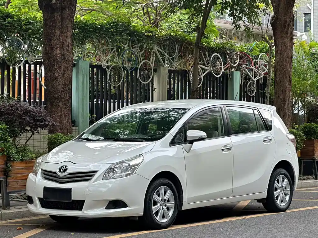 Toyota Verso 2015