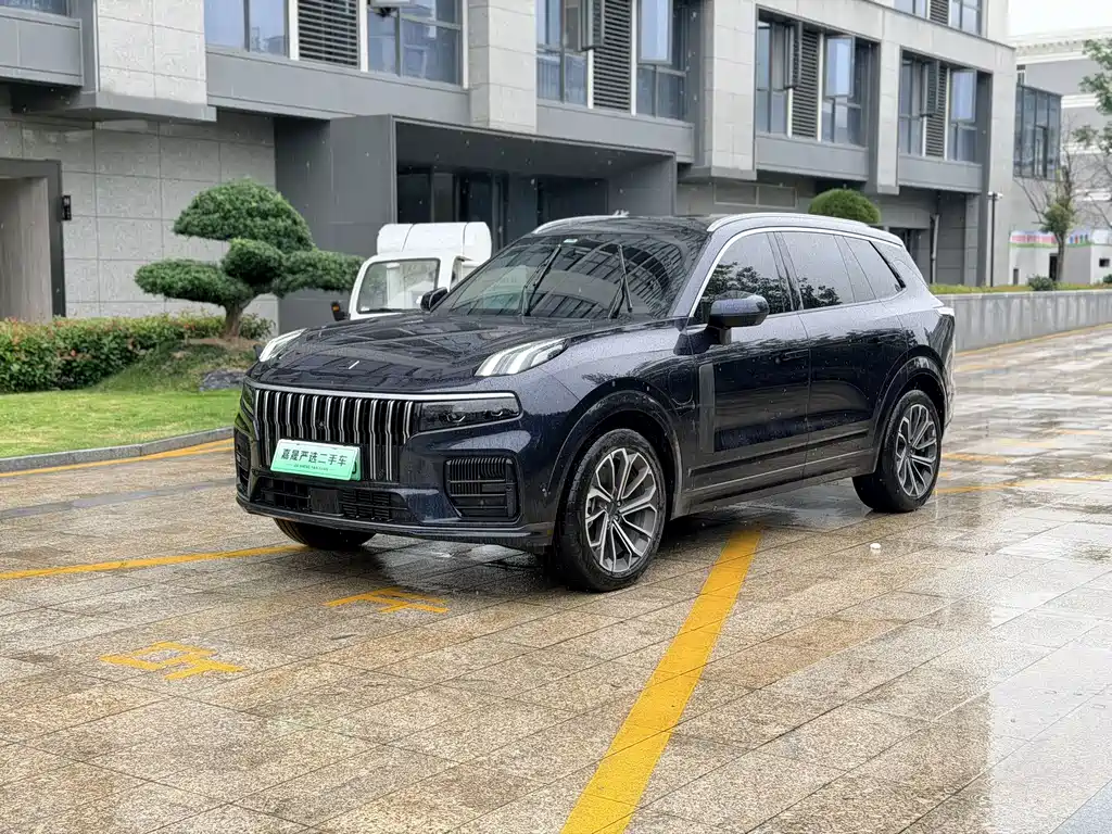 Lynk & Co 09 EM-P 2023