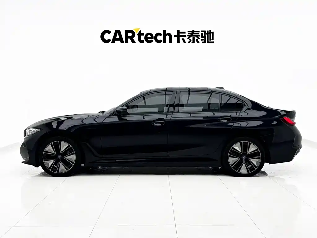 BMW i3 2024 — фото 3