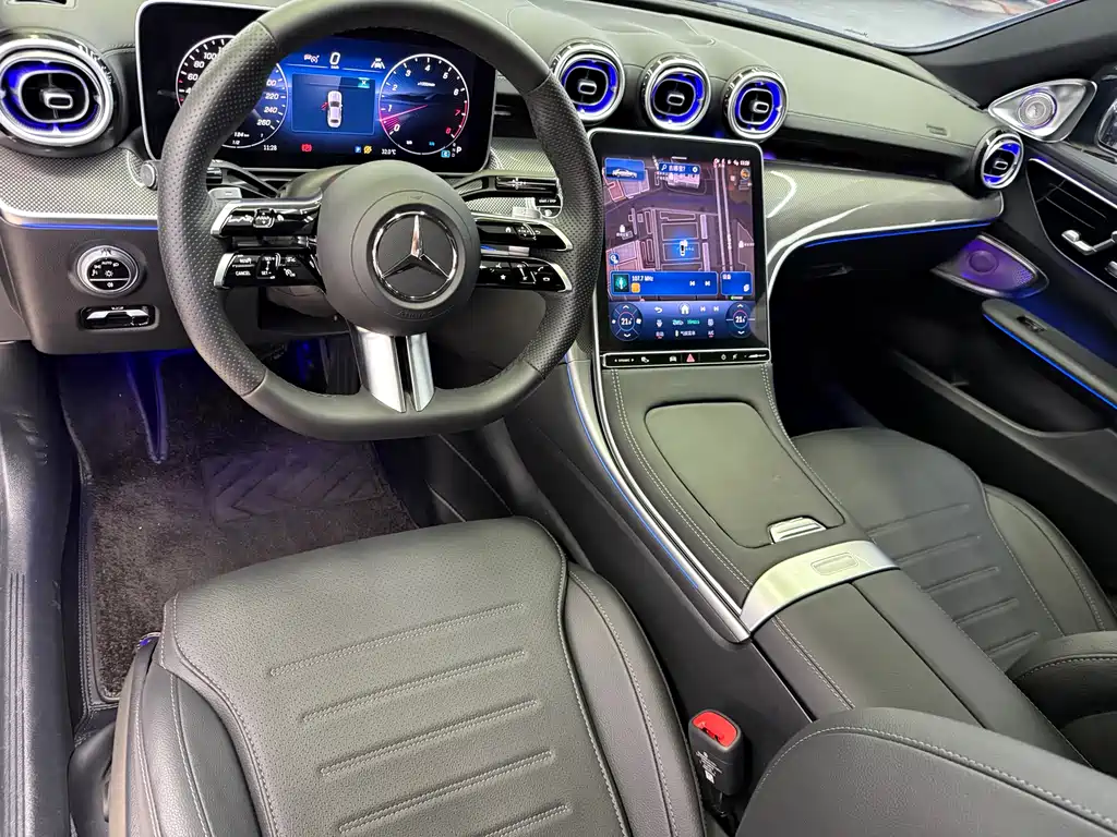 Mercedes-Benz C-Class 2025 — фото 27