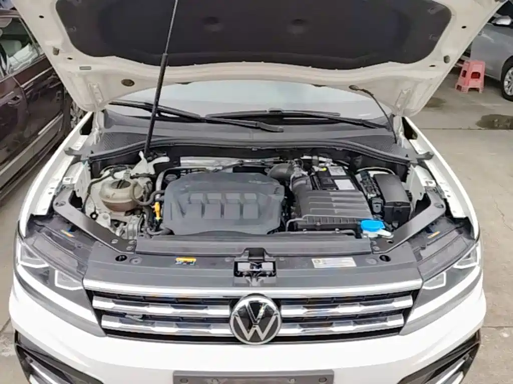 Volkswagen Tiguan L 2021 — фото 20