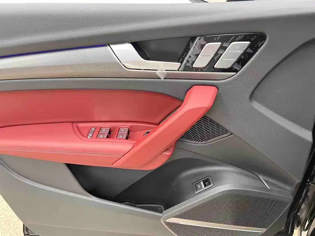 Audi Q5L 2026 — фото 24