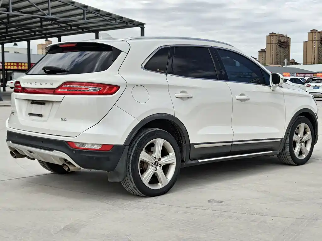 Lincoln MKC 2016 — фото 9