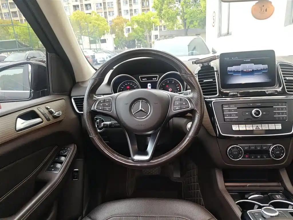 Mercedes-Benz GLE 2019 — фото 11
