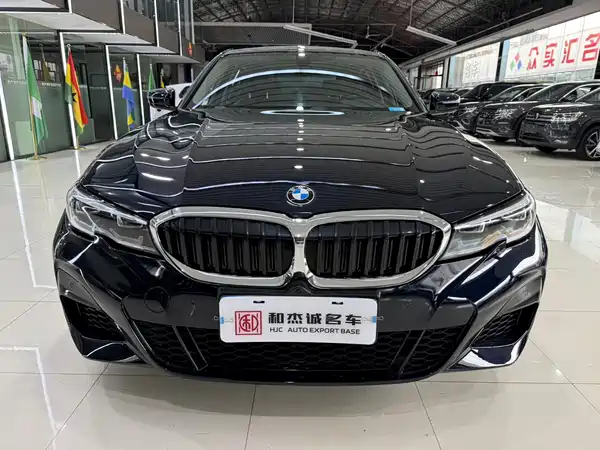 BMW 3 Series 2022
