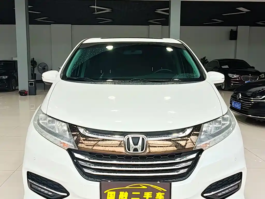 Honda Odyssey 2019 — фото 2