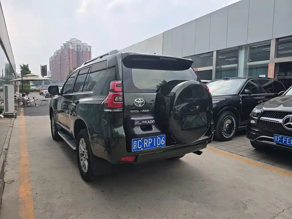 Toyota Prado 2019 — фото 4