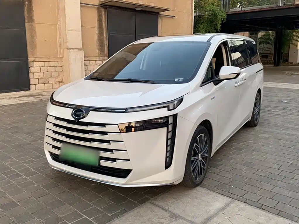 GAC Motor E8 PHEV 2024