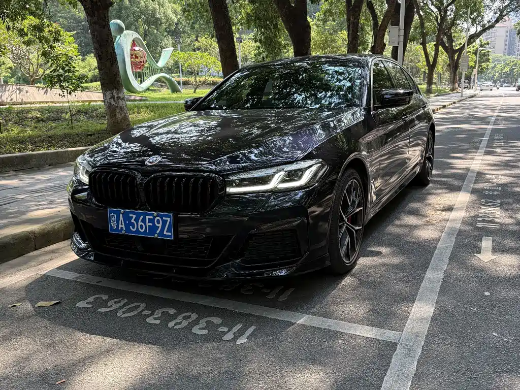 BMW 5 Series 2023