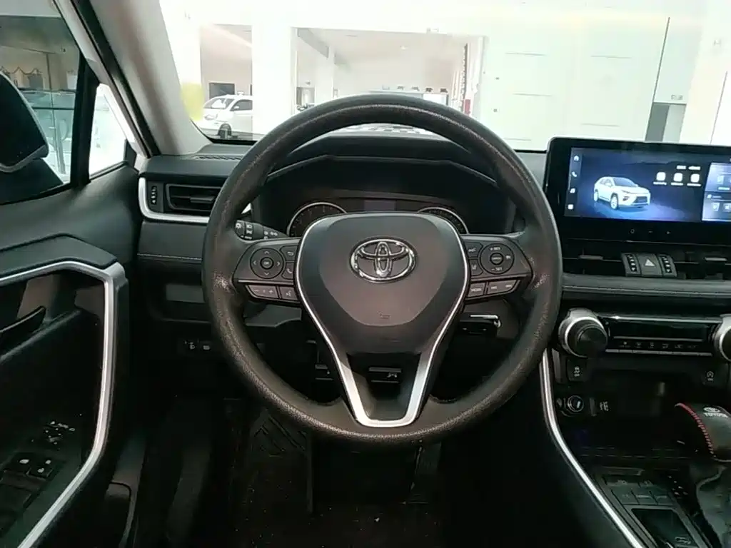 Toyota Wildlander 2024
