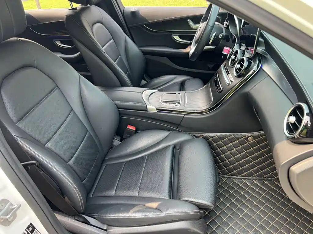 Mercedes-Benz C-Class 2020 — фото 13