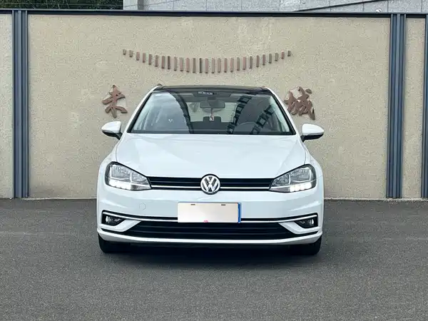 Volkswagen Golf 2020