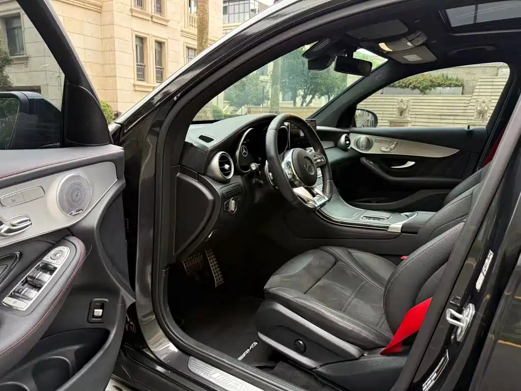 Mercedes-Benz GLC Coupe AMG 2020 — фото 7