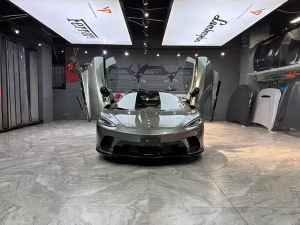 McLaren GT 2020