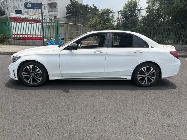 Mercedes-Benz C-Class 2019