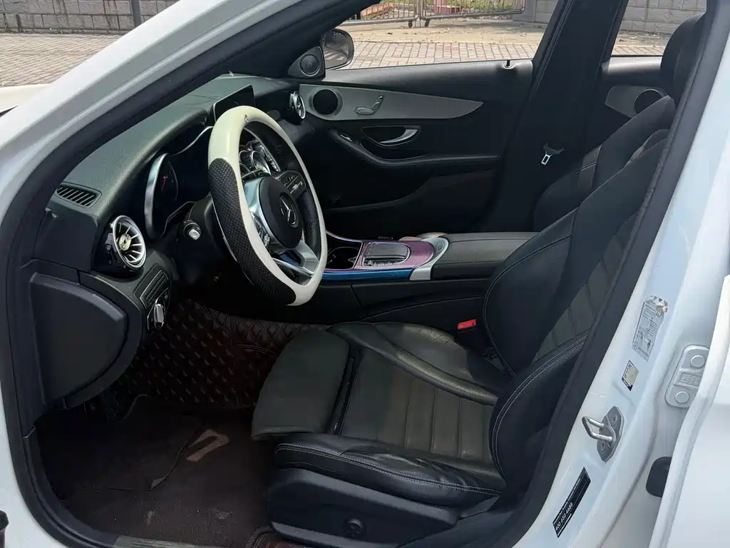 Mercedes-Benz C-Class 2019 — фото 10