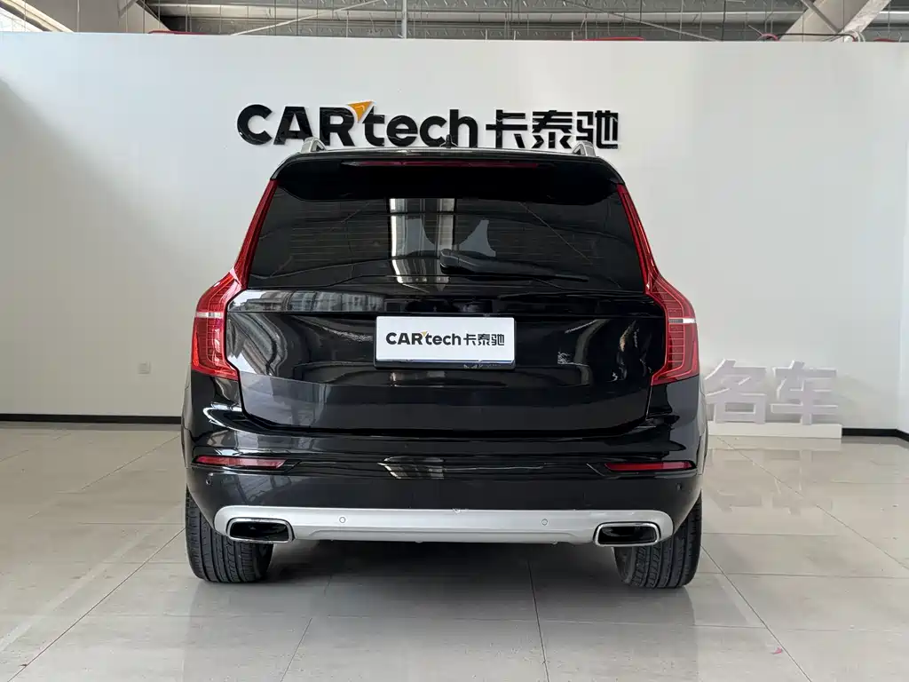 Volvo XC90 2018 — фото 8