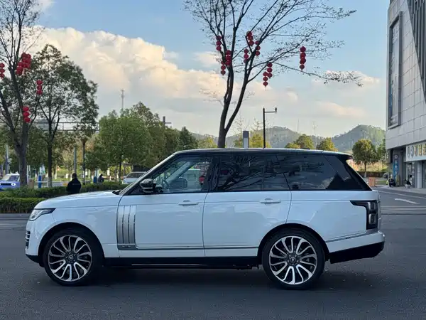 Land Rover Range Rover 2014