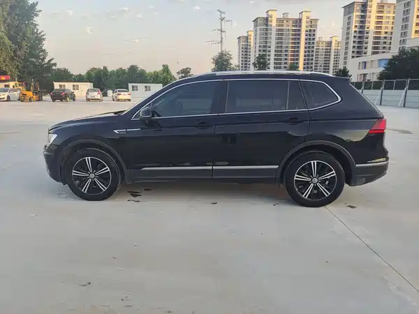 Volkswagen Tiguan L 2019