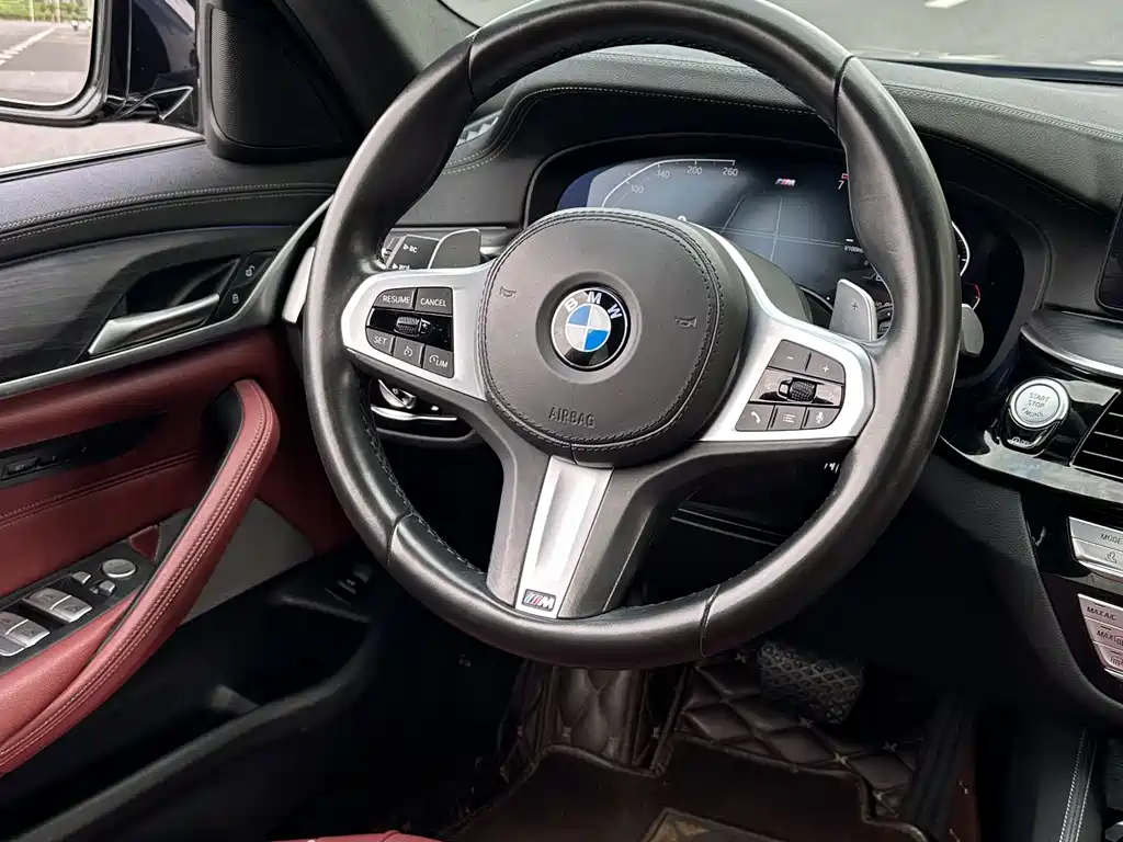 BMW 5 Series 2021 — фото 15
