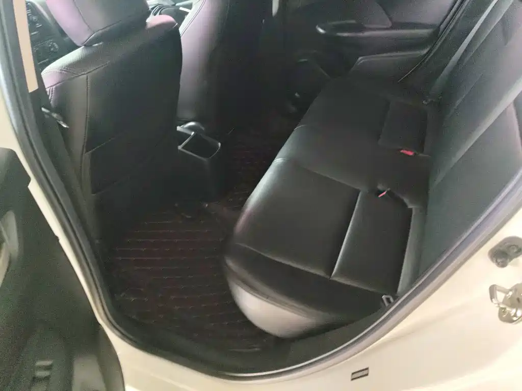 Honda Fit 2017 — фото 13
